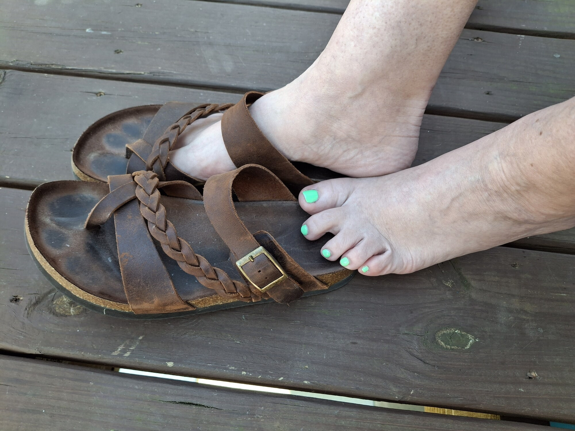 Cute little green toes #8