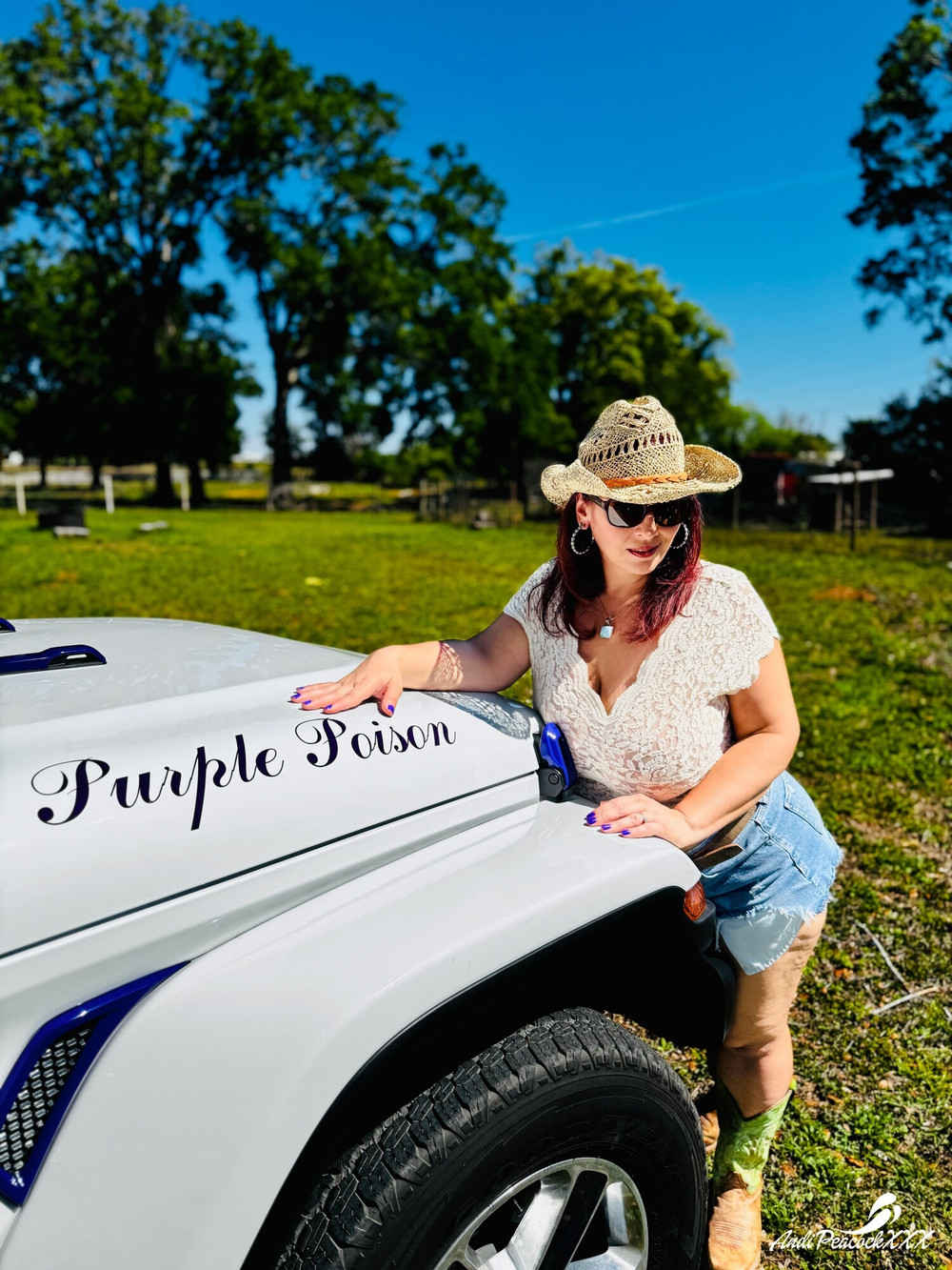 Jeep Girl Jiggle #36