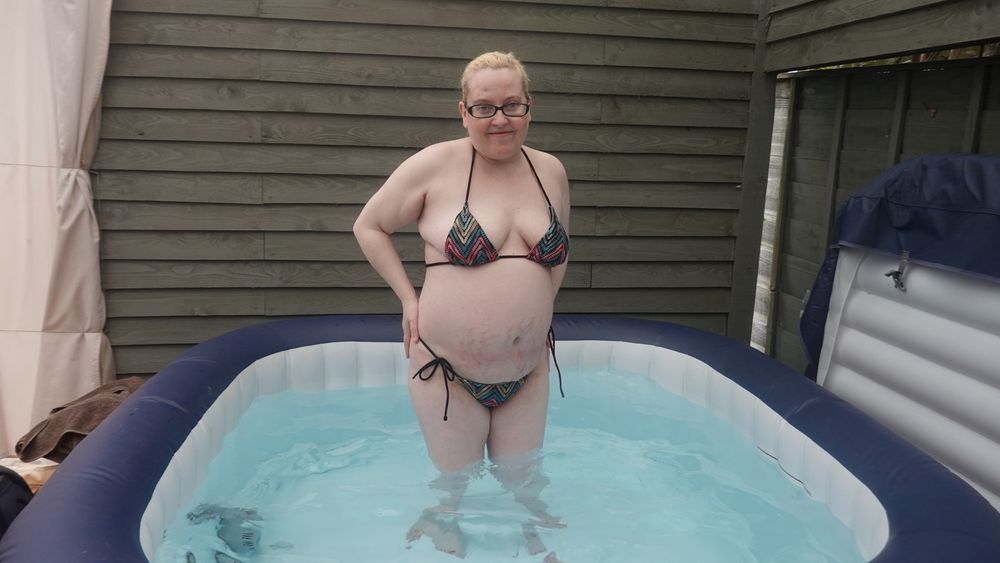 sexy string bikini in the hot tub #4