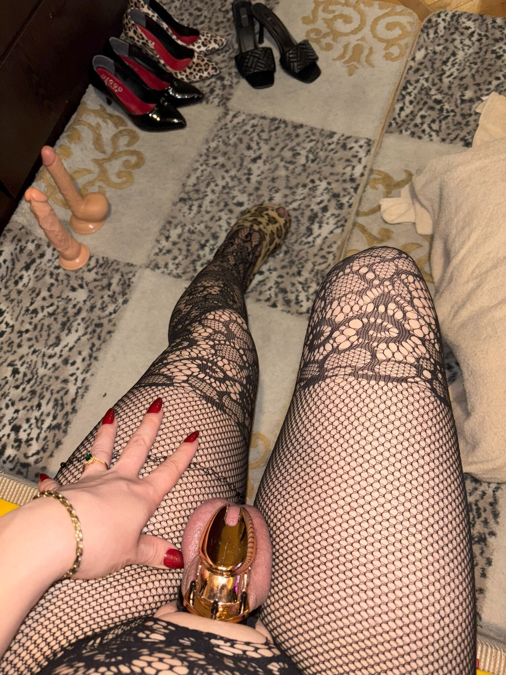 Merve Rose Chastity Belt BodyStockings #2