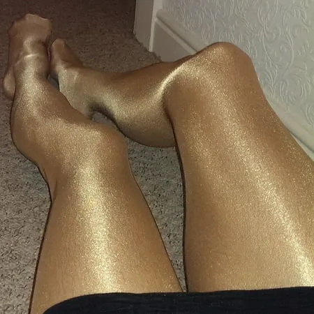 me in pantyhose         