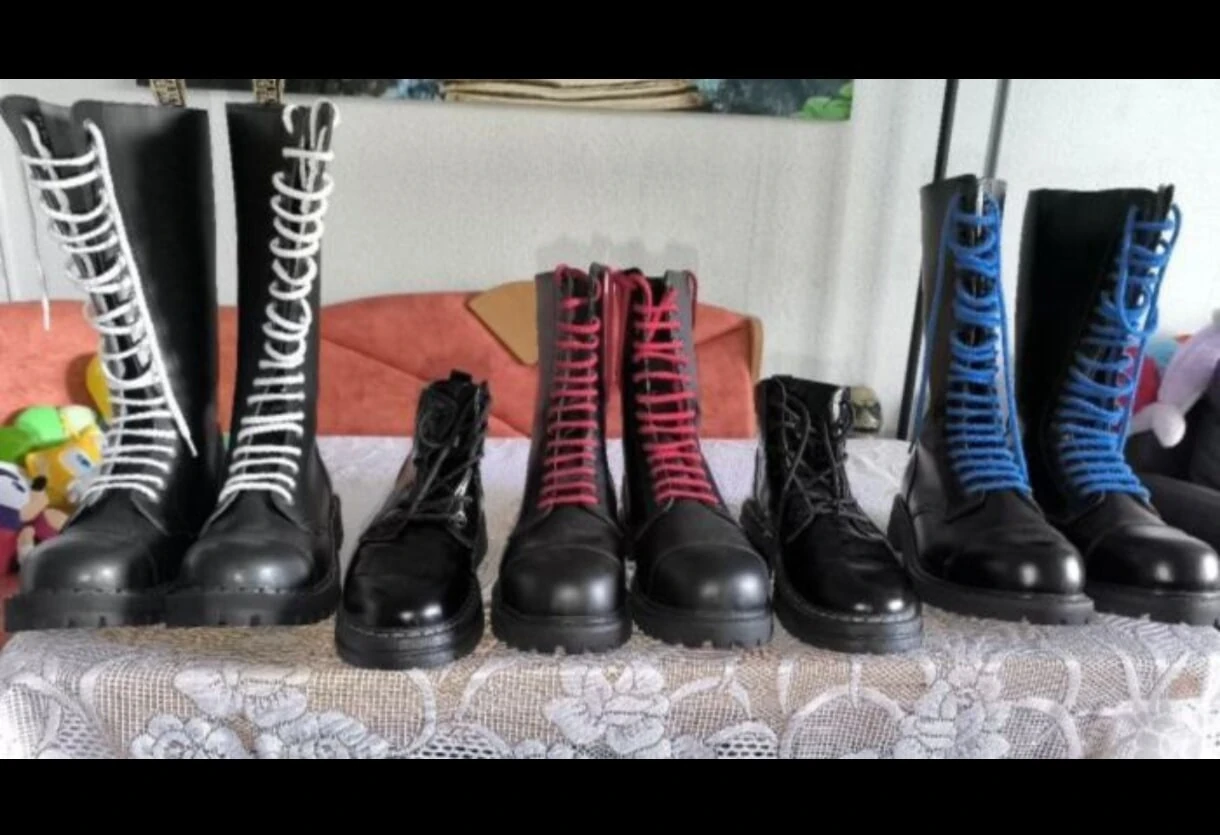 Sneaker Socks Boots