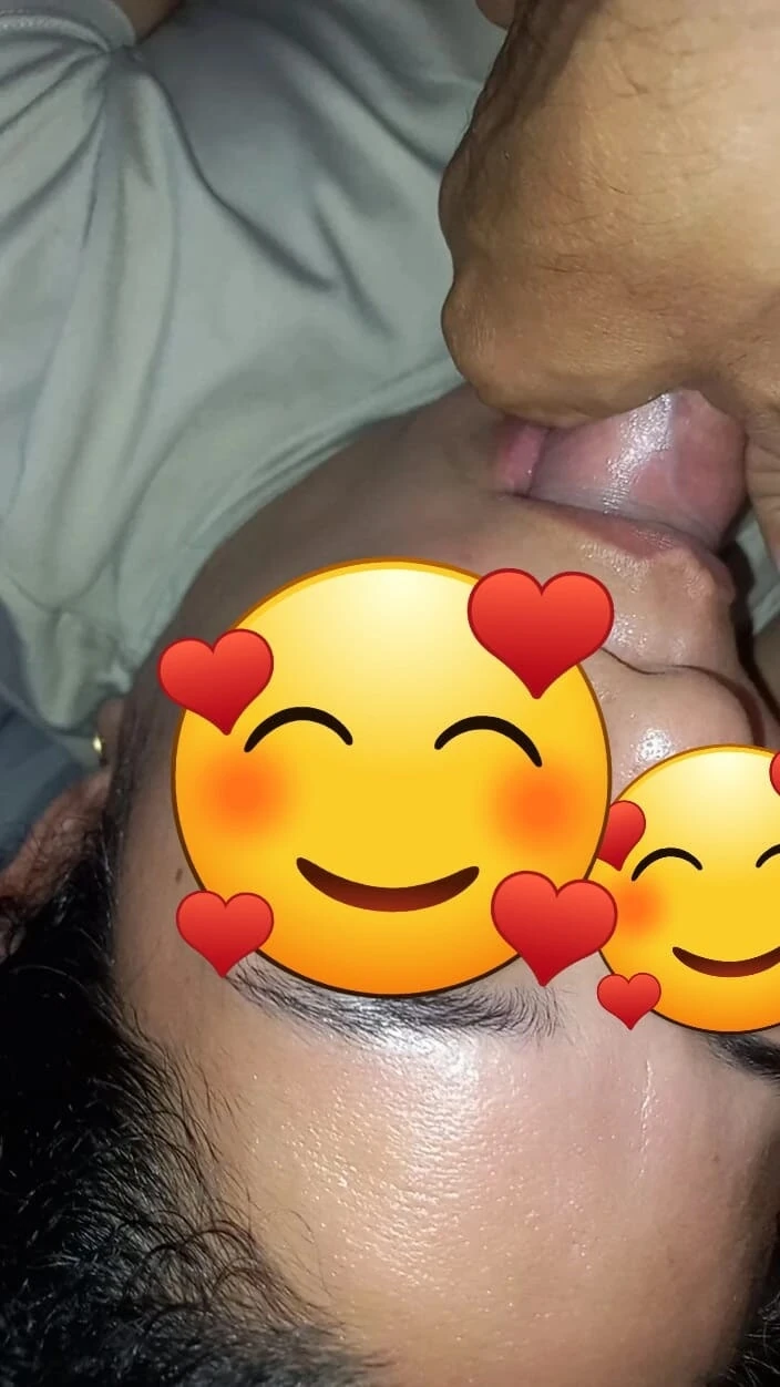 印度熟女深喉和乐趣