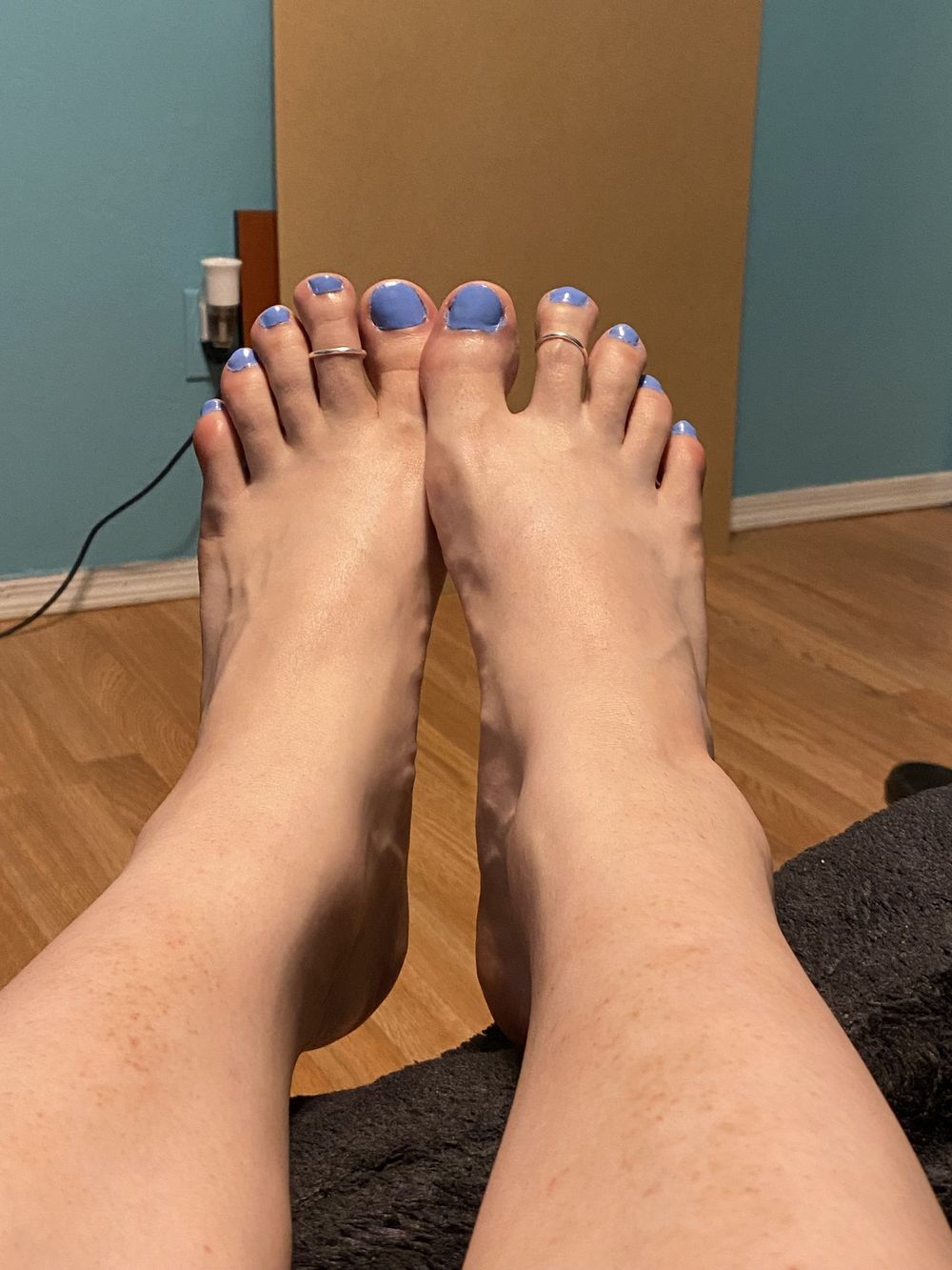 Pretty Feet and Toe Rings #10