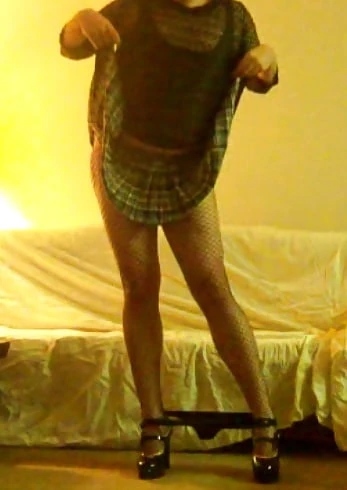 Sissy CD Jayden Dai Posing #26