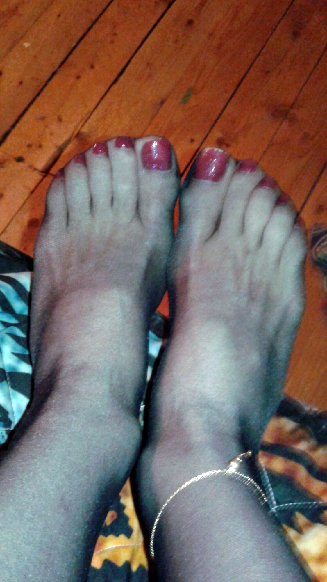 Melissa's pretty little feet 13