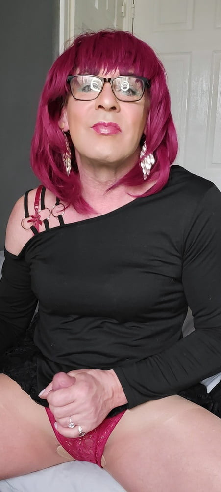 crossdressing juniper beri yorkshire leeds uk #48