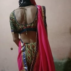 Wear saree