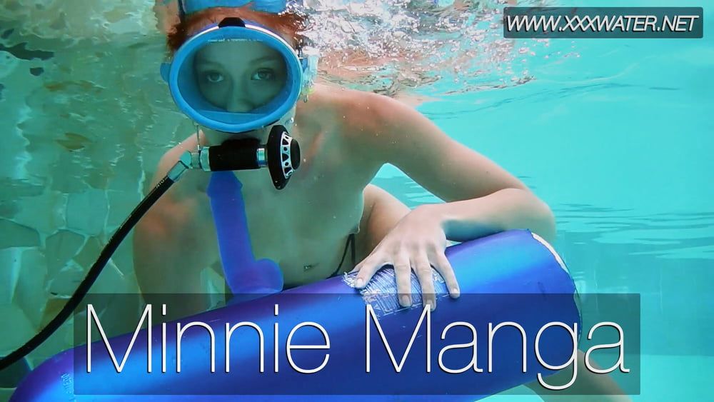 Minnie Manga Blue Dildo Fun UnderWaterShow #41