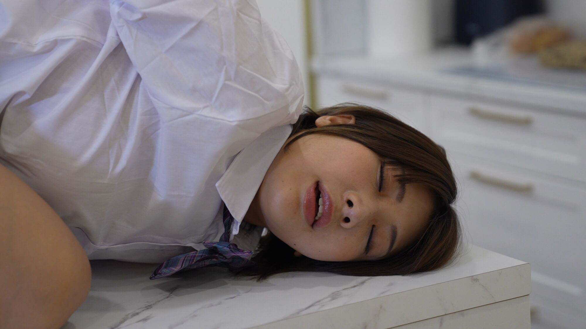 Japanese cutie knows how to please her self #41