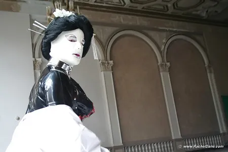 latex geisha        