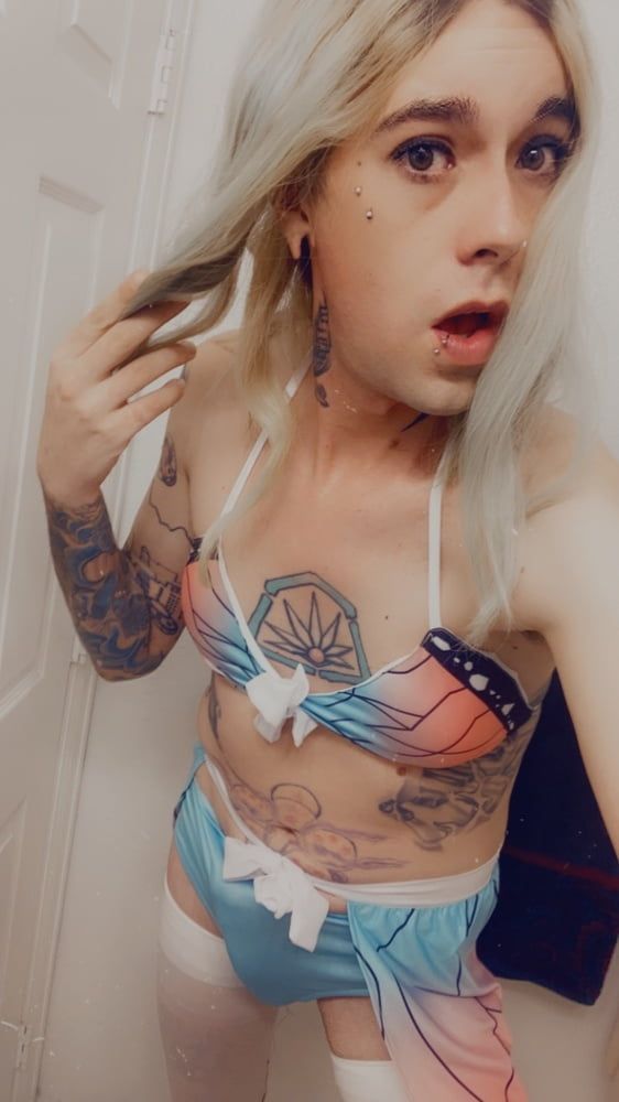 Sexy Beach Bikini Babe #47