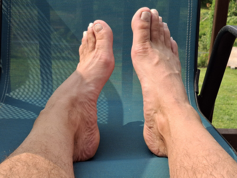 Barefoot with French pedicure #5