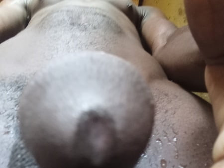 Grosse bite noire énorme 