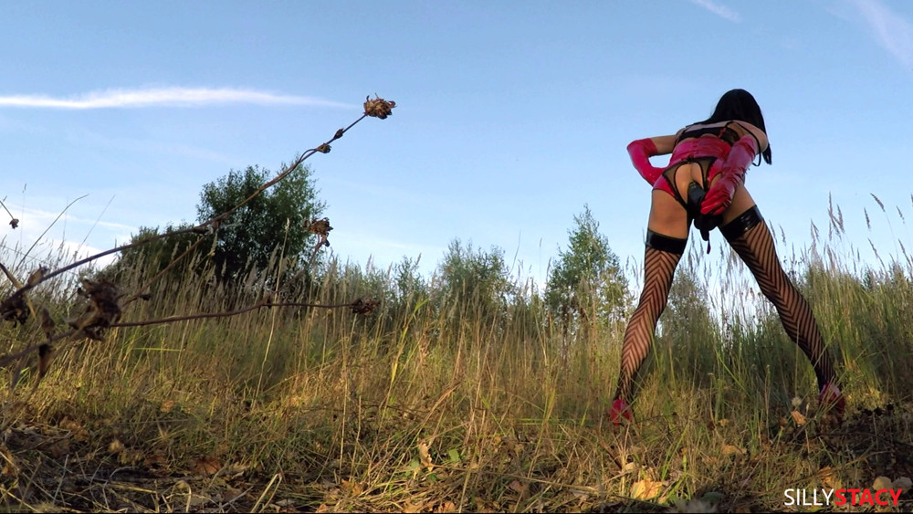 Sissi Stacy dressed poison lingerie and walks at the nature #31