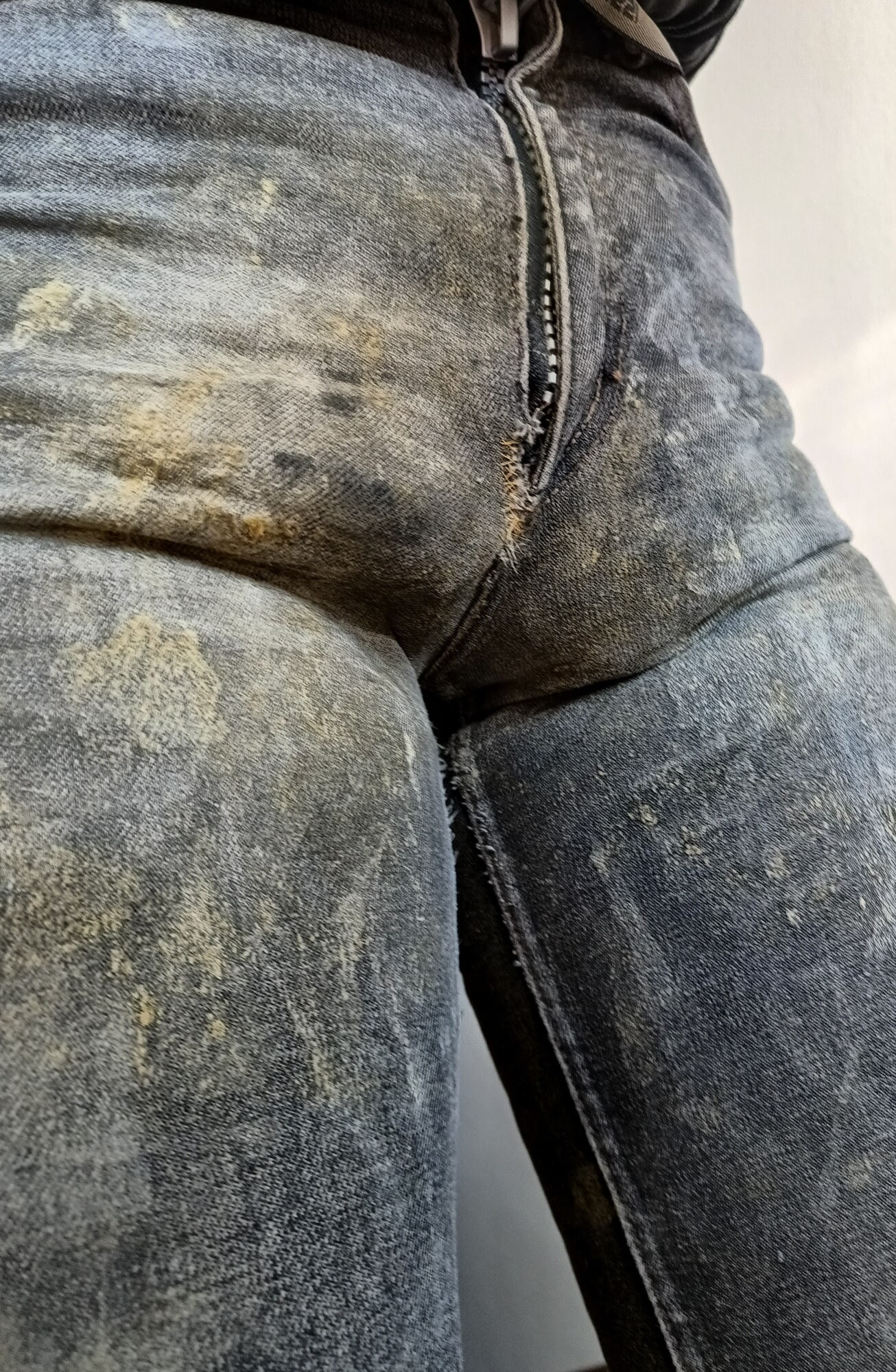 Cumrusted Sexjeans