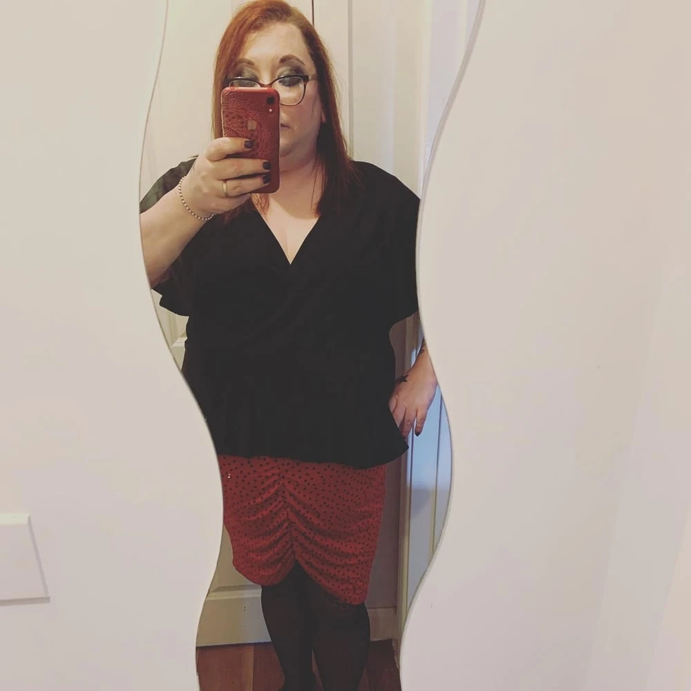 Tina Snua Selfies #35