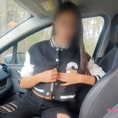 Moje malo putovanje postalo je vruće na stražnjem sjedalu 🚗