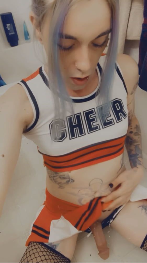Hot Cheerleader #4