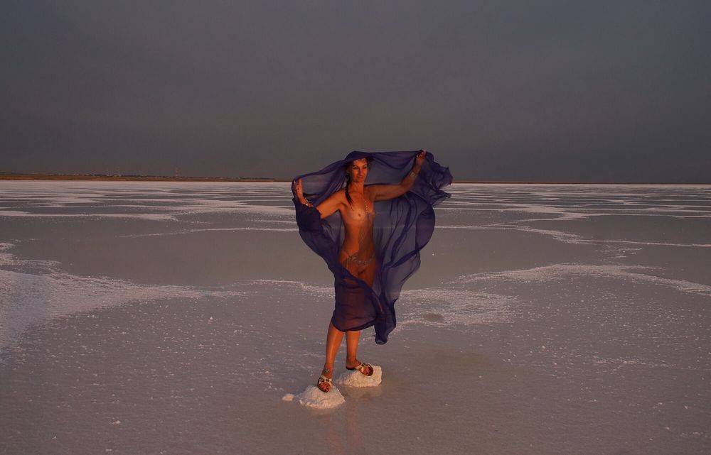 On Sunset-Light with DeepBlue Shawl on Salt- Lake #21