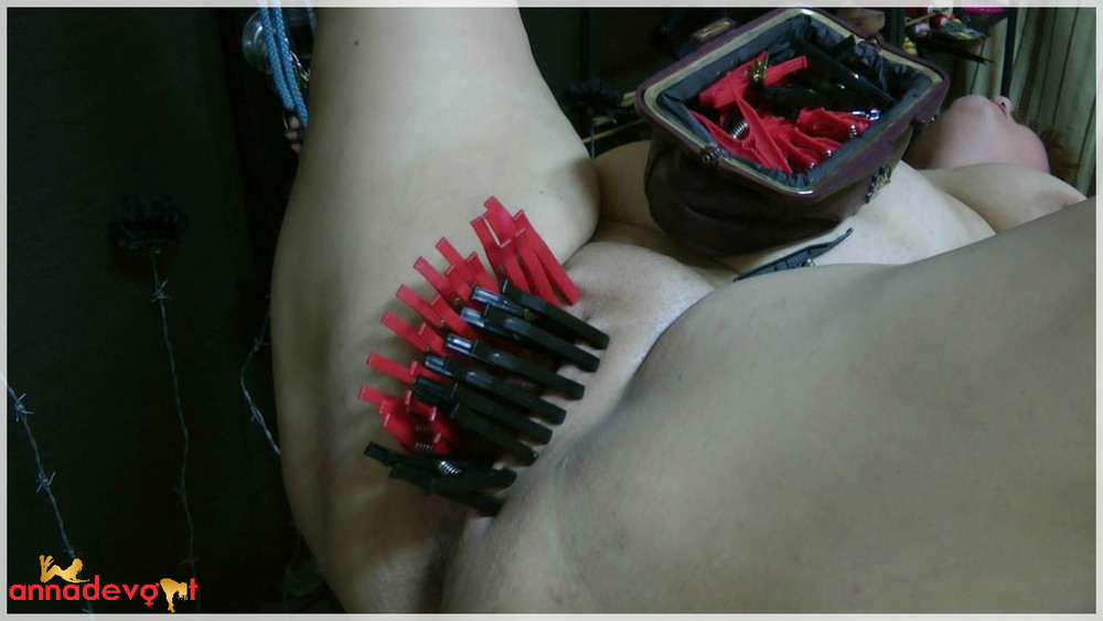 Annadevot - cunt clamped, ass fucked #4