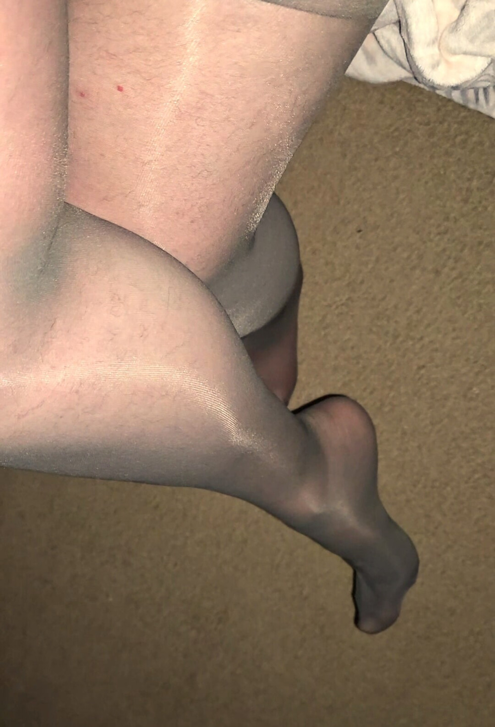 Louise Nylontease  #13