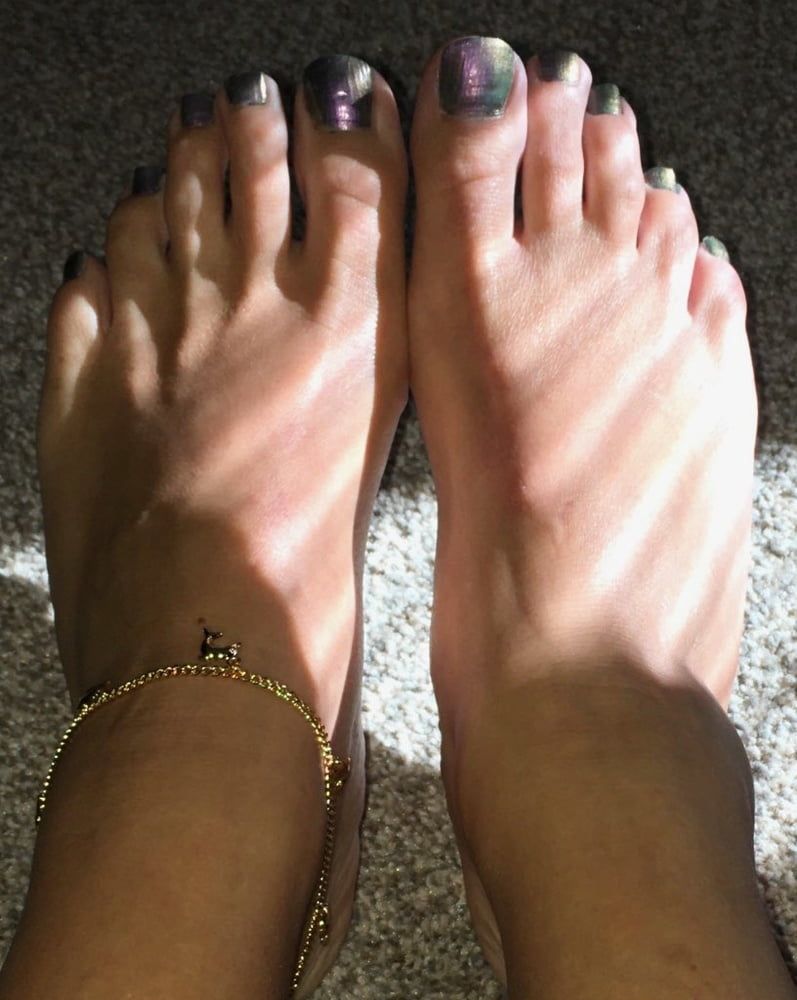Some feet pics for all you foot guys out there #21