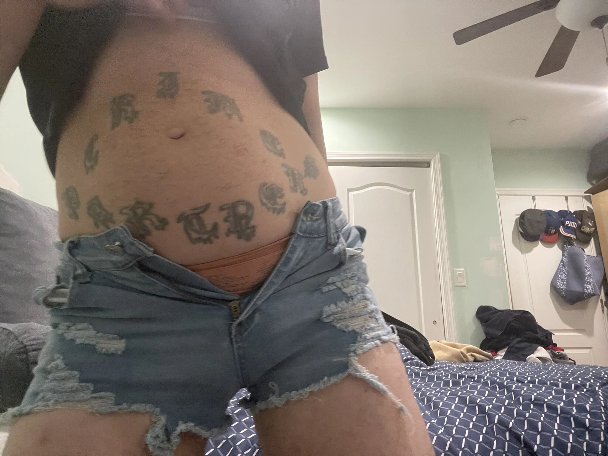 Dad Wearing daughters clothes