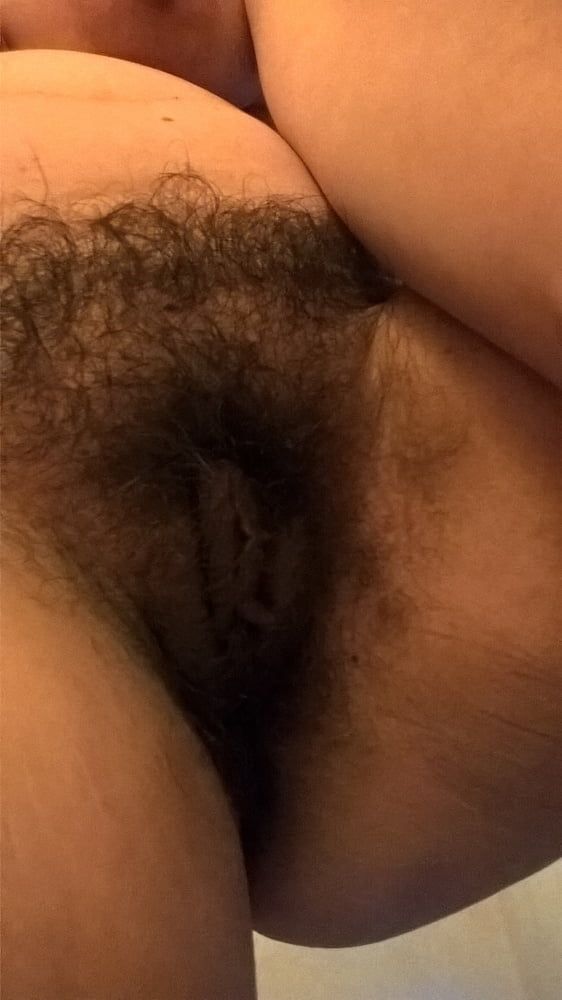JoyTwoSex - Horny Hairy Selfies #32