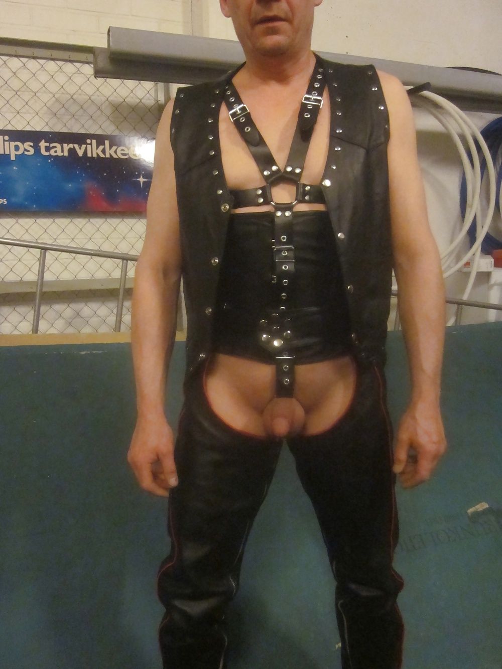 finnish amateur gay in leather #4