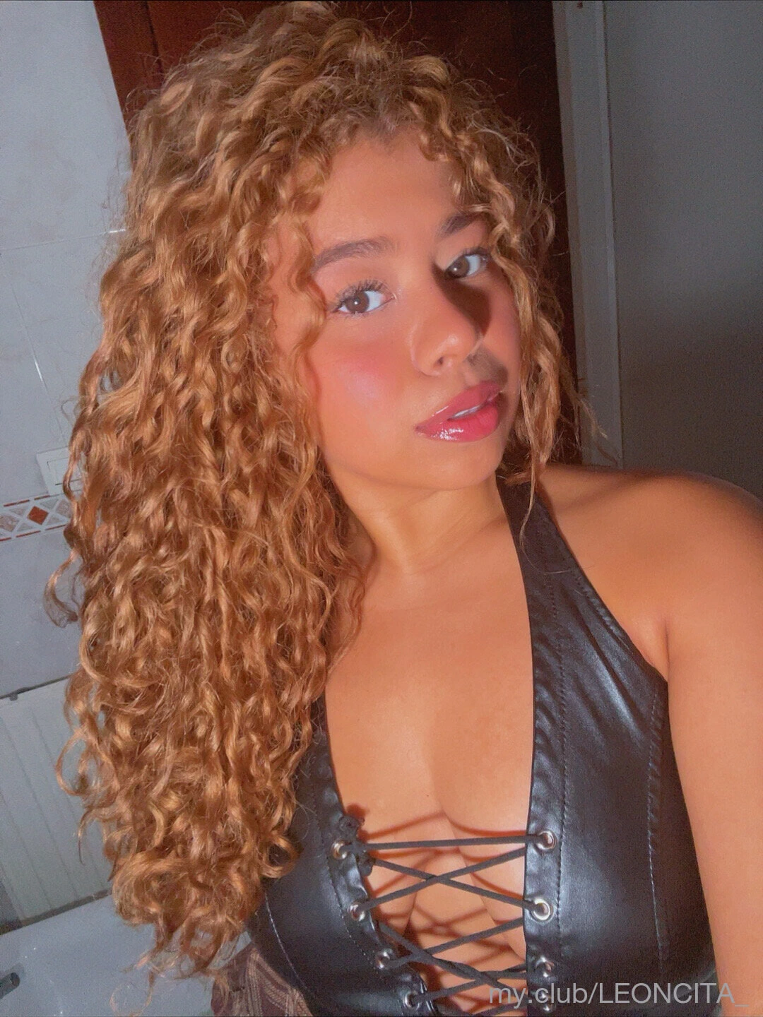 Leoncita Free Photos: 36 Nude Pics | xHamster