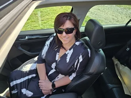 beatiful busty milf in car         