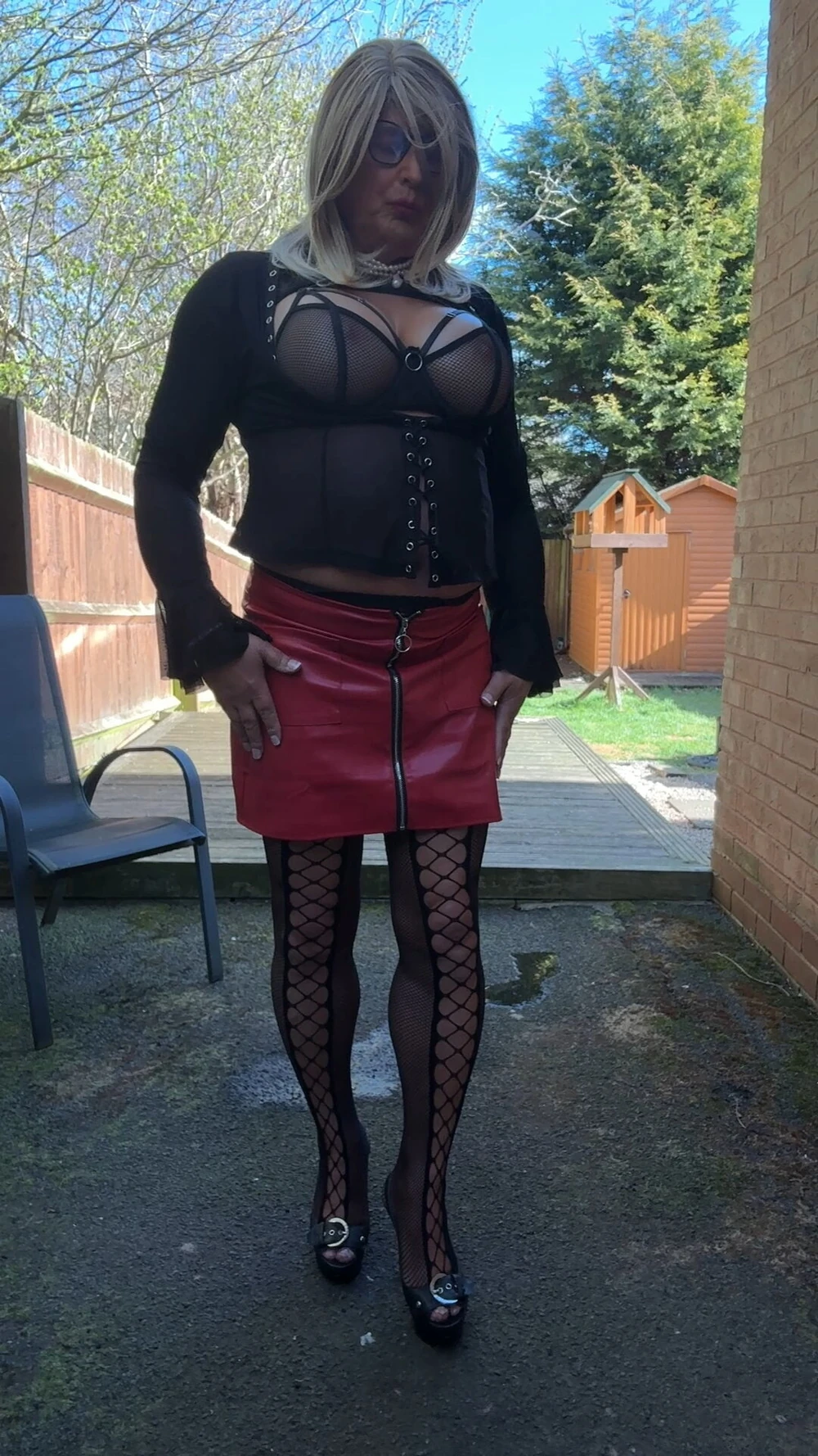 Sexy Crossdresser kellycd2022 in black fishnets and heels  #6