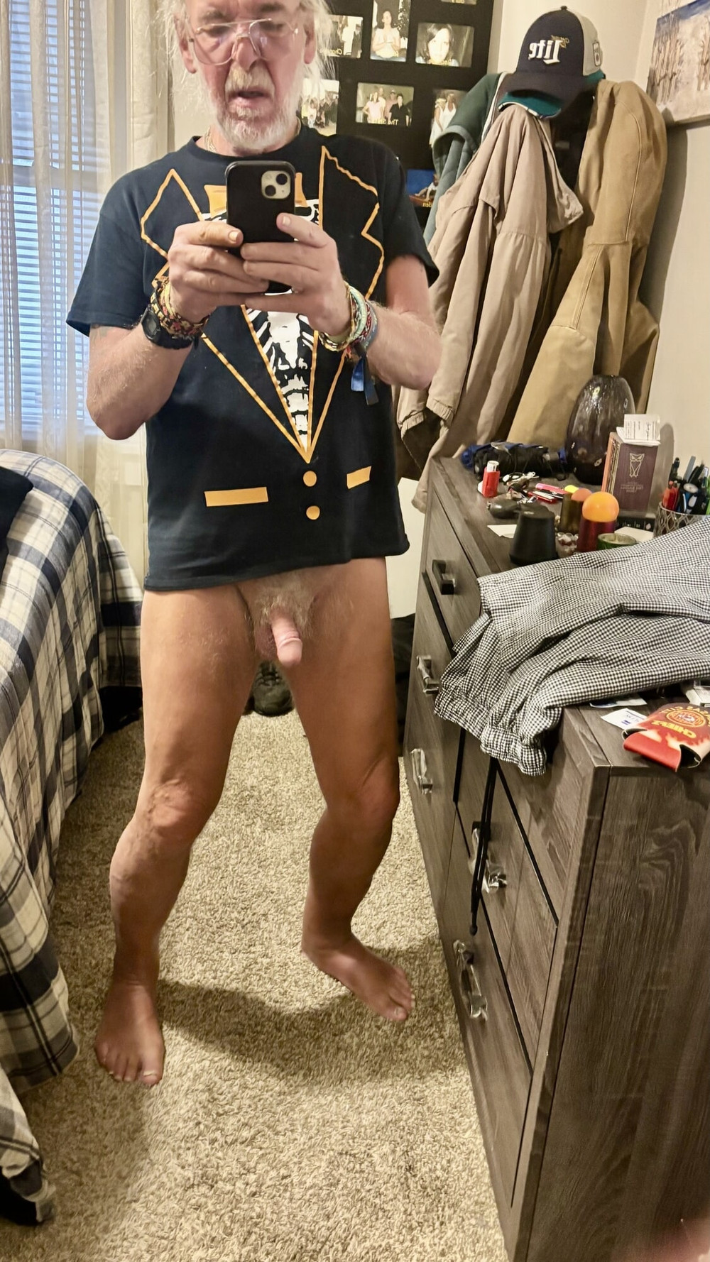 NOVEMBER PICTURES  #26