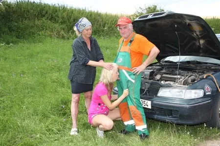 His car breaks down and an elderly man offers to repair it i         