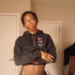 Twink in fishnets 