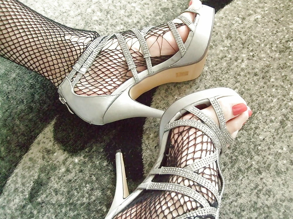 Red Nail Polish Feet #28