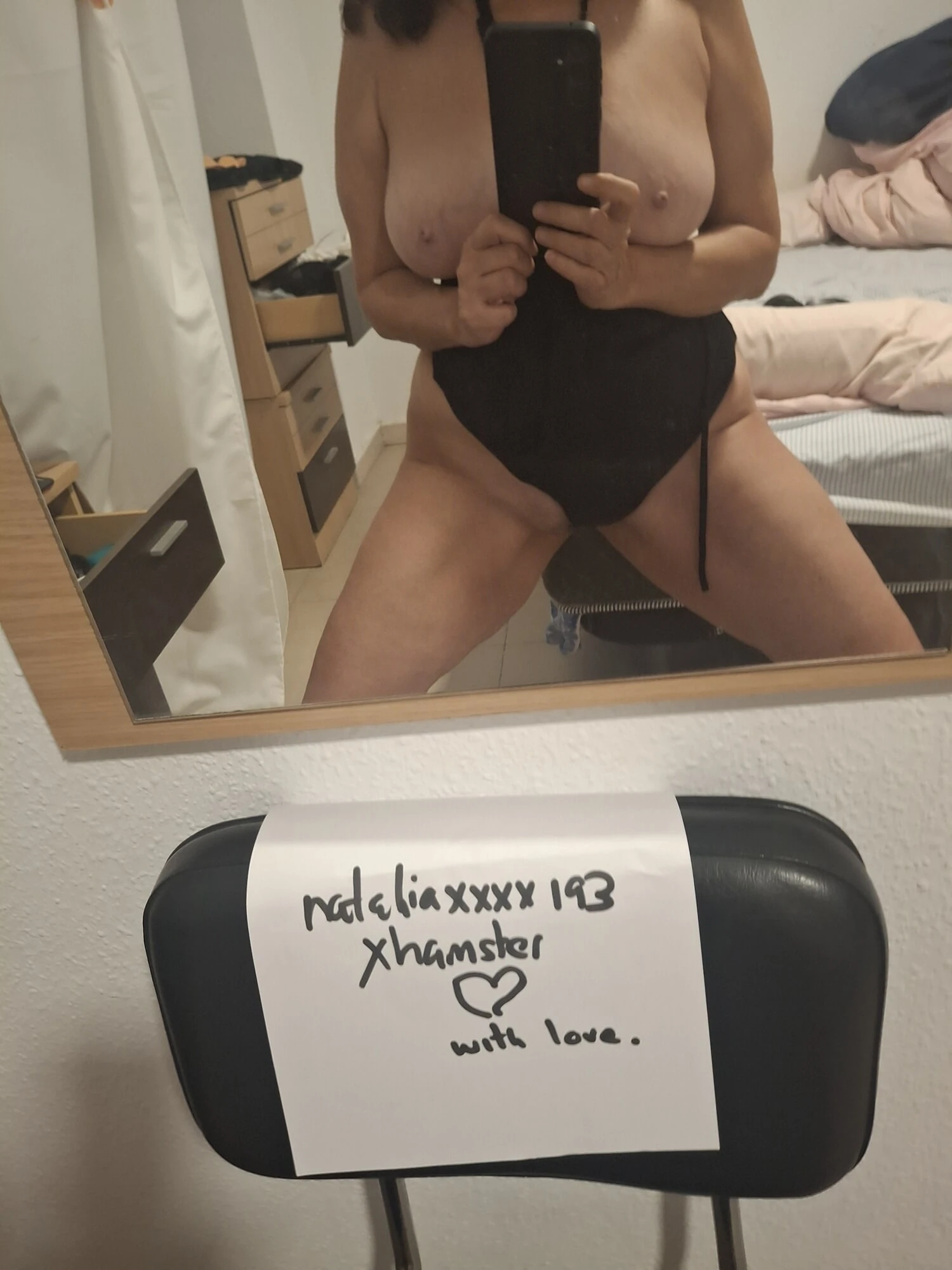 Some sexy pics before bedtime