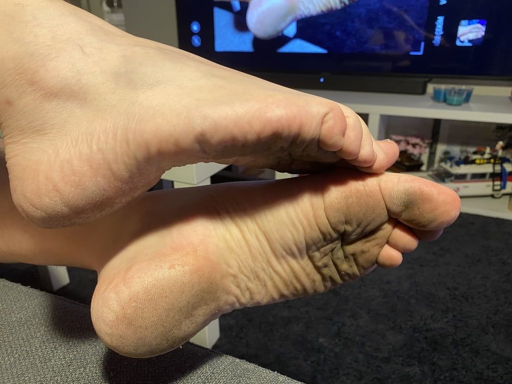 My hot dirty feet and soles #4