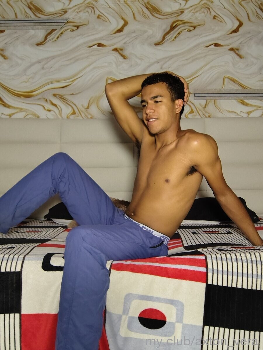 Daniel Vega Free Photos #6