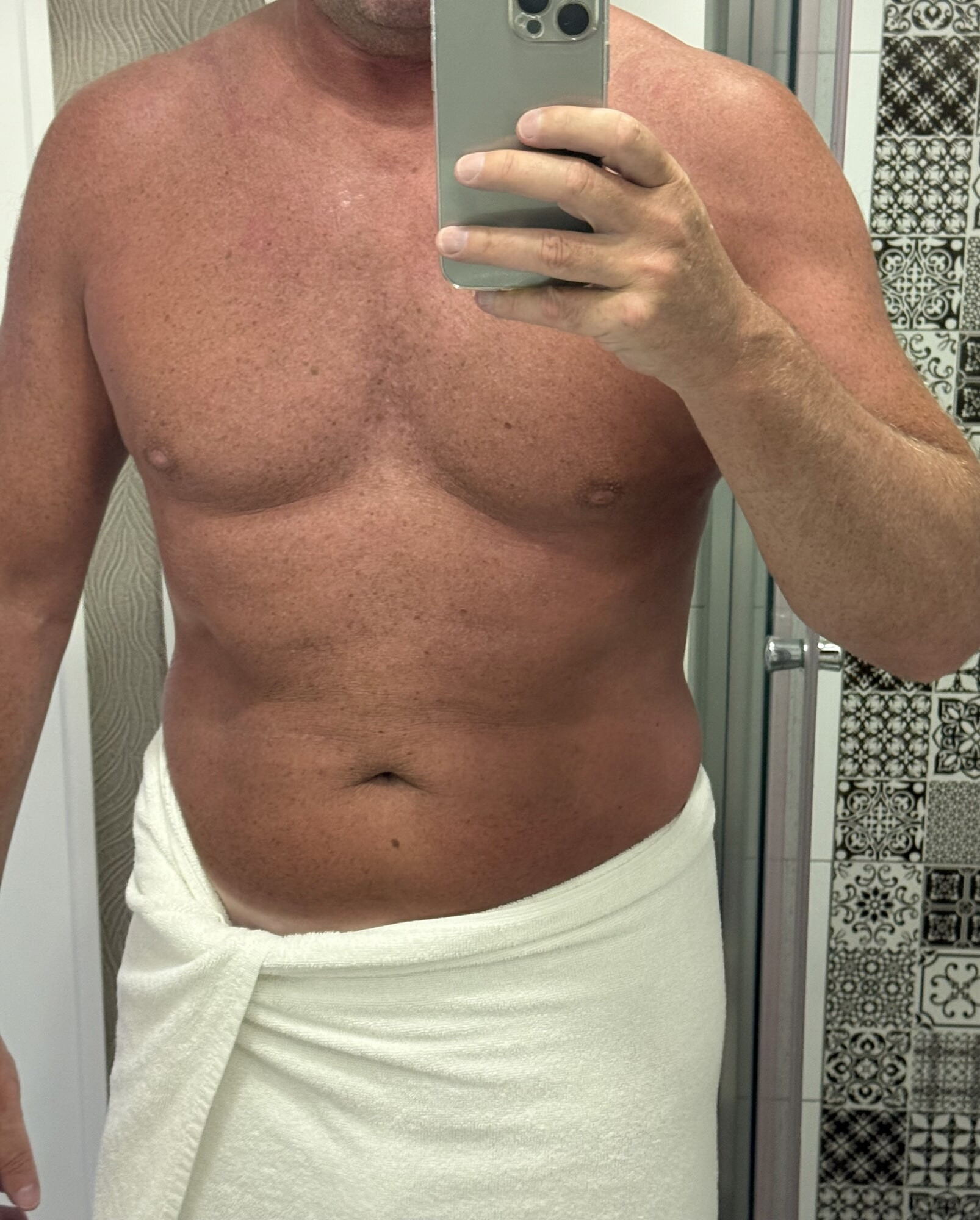 Towel or no towel?