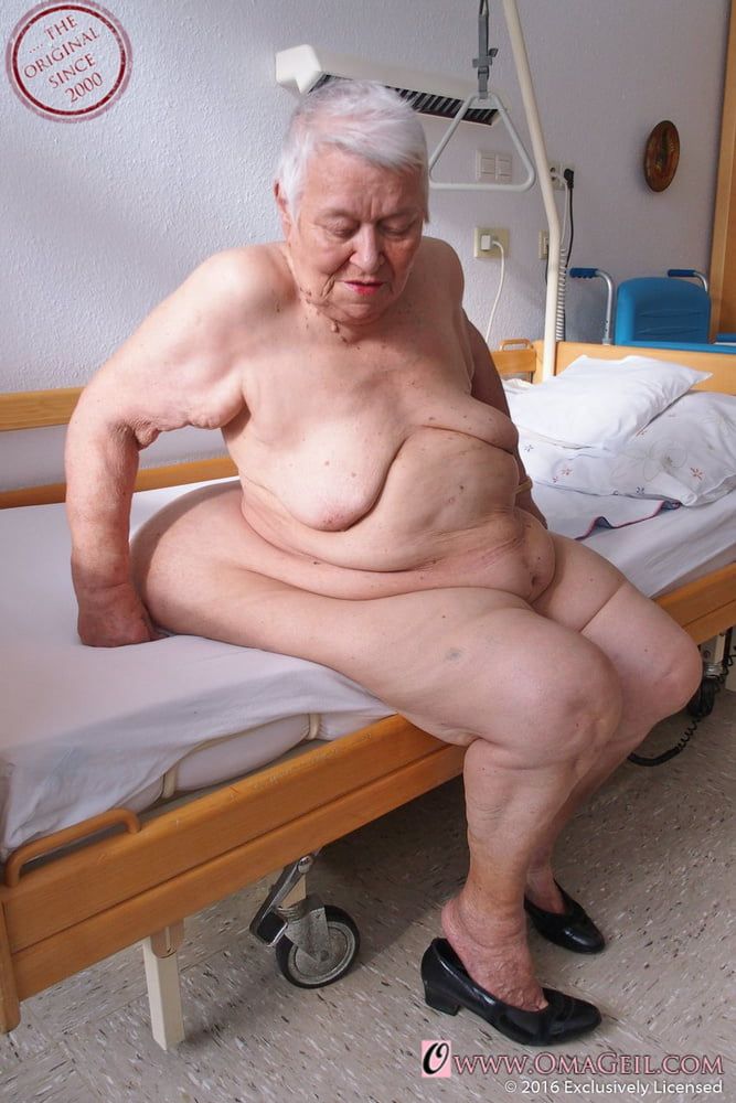 Collection of very old and fat amateur grannies #15