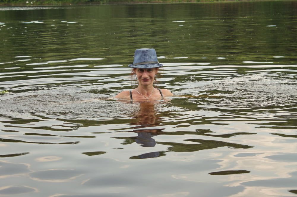 Bathing in Timiryazev-pond #26
