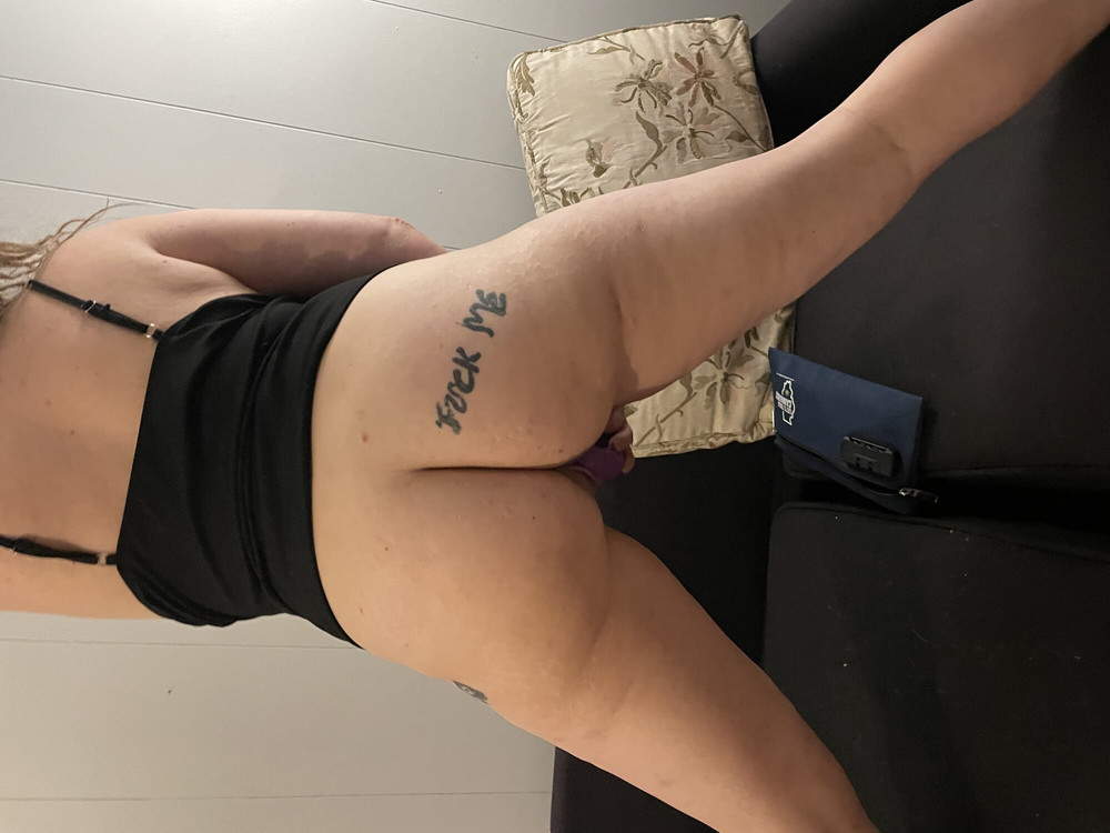 PAWG on couch waiting for bbc #13