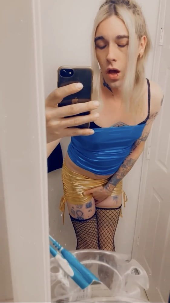 Blue and Yellow Slut #39