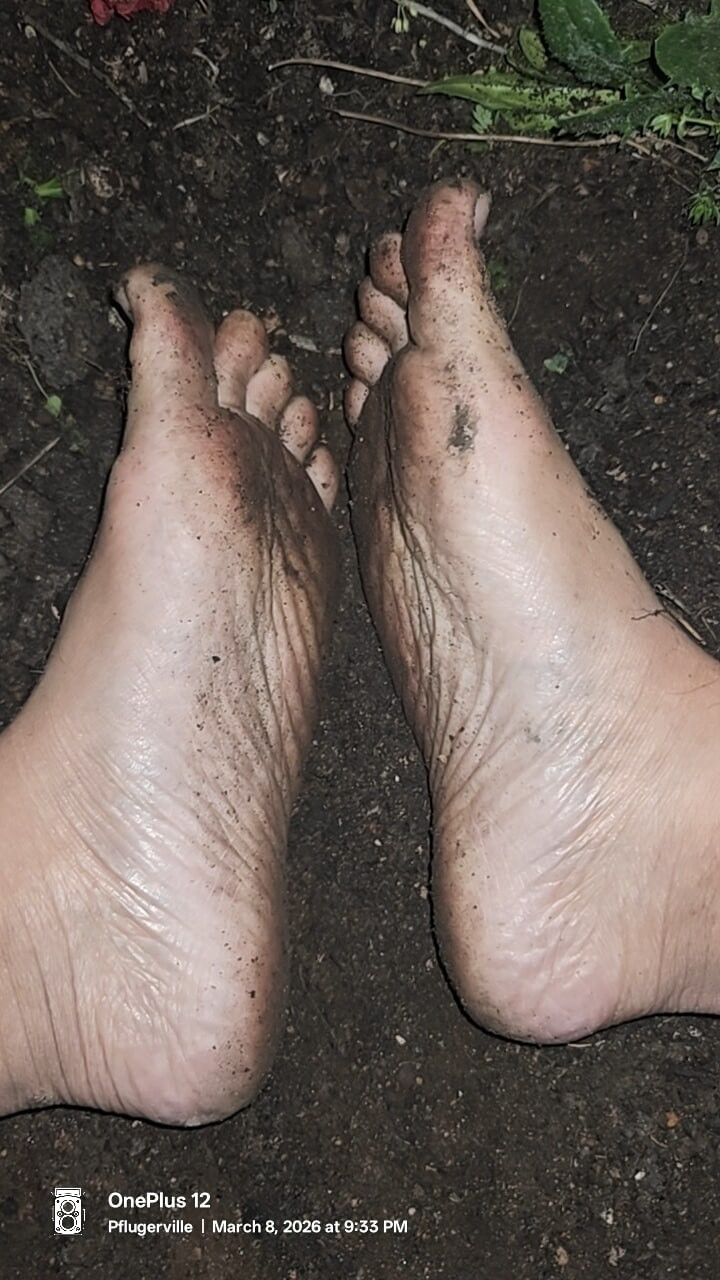Grounding Barefeet  #2