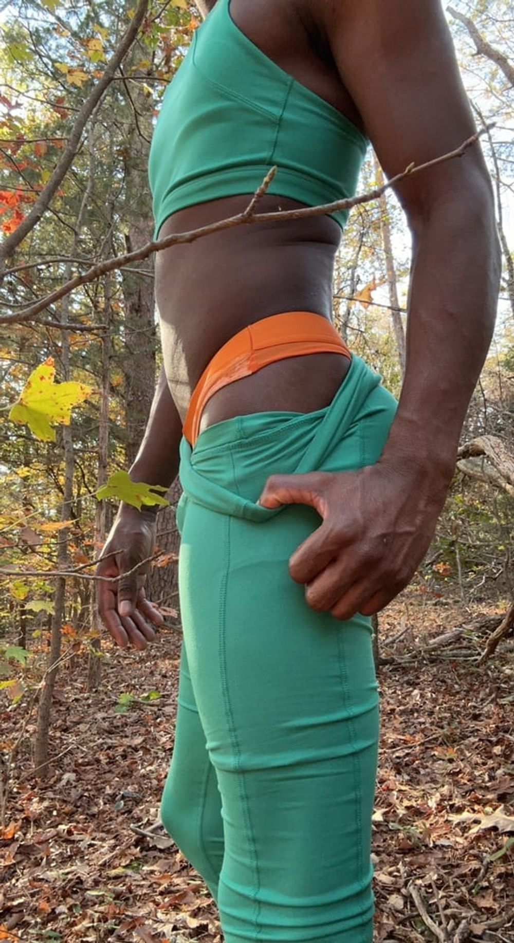 Sissy Taylor’s teasing in workout outfit and a orange thong #6