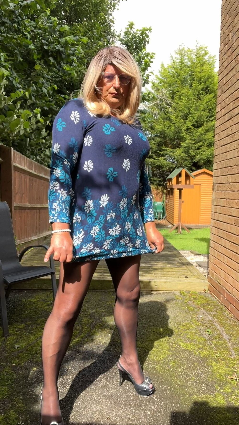 Amateur crossdresser Kellycd2022 in blue dress and heels  #32