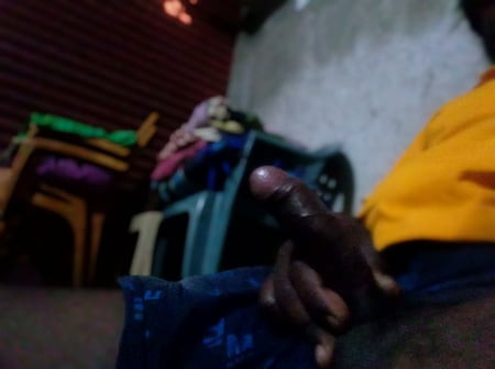 Naku puku kavali, pillalu leni vallu sampradinchandi 