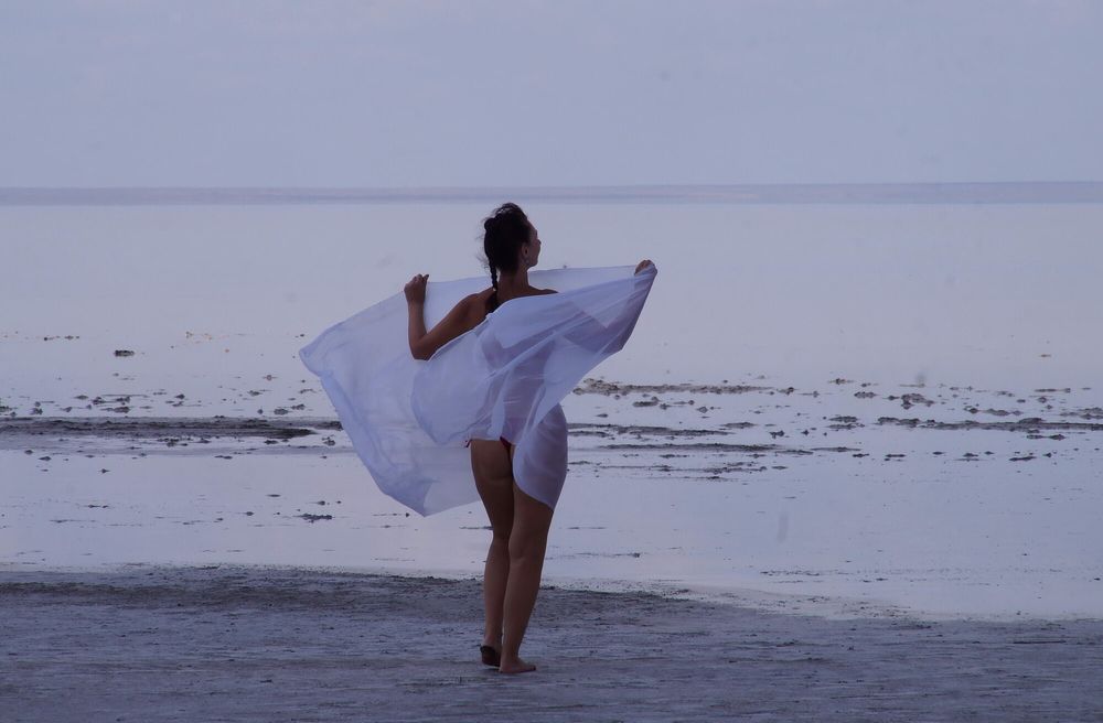 Whiter Shawl on Elton saltlake #13